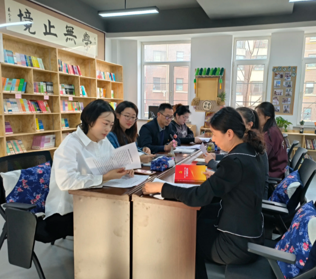 师资和课程方面试验区会聚中外优秀教师完善国际化课程系统 师资和课程方面试验区会聚中外优秀教师完善国际化课程系统